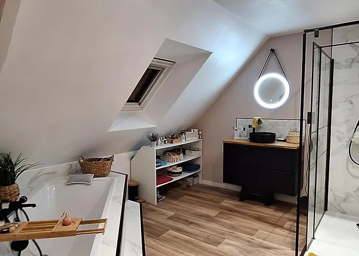 Pres Du Circuit Des 24h